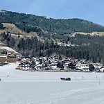 Weitblick 아파트 *