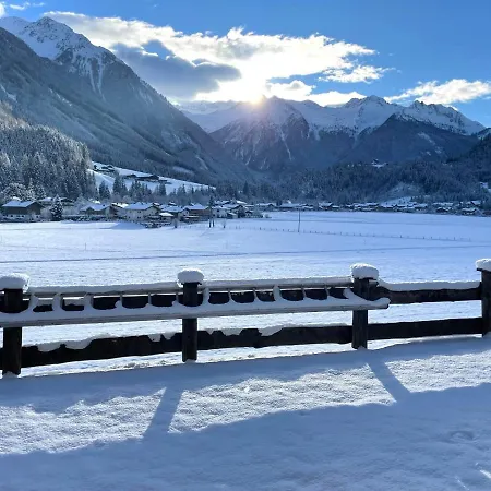 Weitblick Wald im Pinzgau